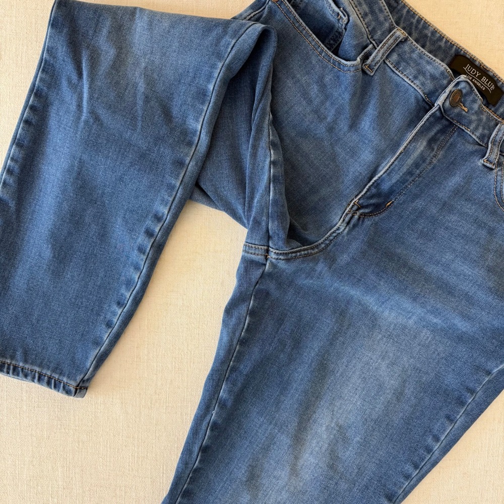 Judy Blue Los Angeles High Rise Skinny Jeans Medium Wash Blue 11/30 - Picture 3 of 9